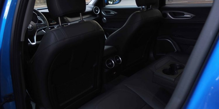 Alfa Romeo Giulia Veloce 2.2 JTDM 210CV: Insano Romance! 39