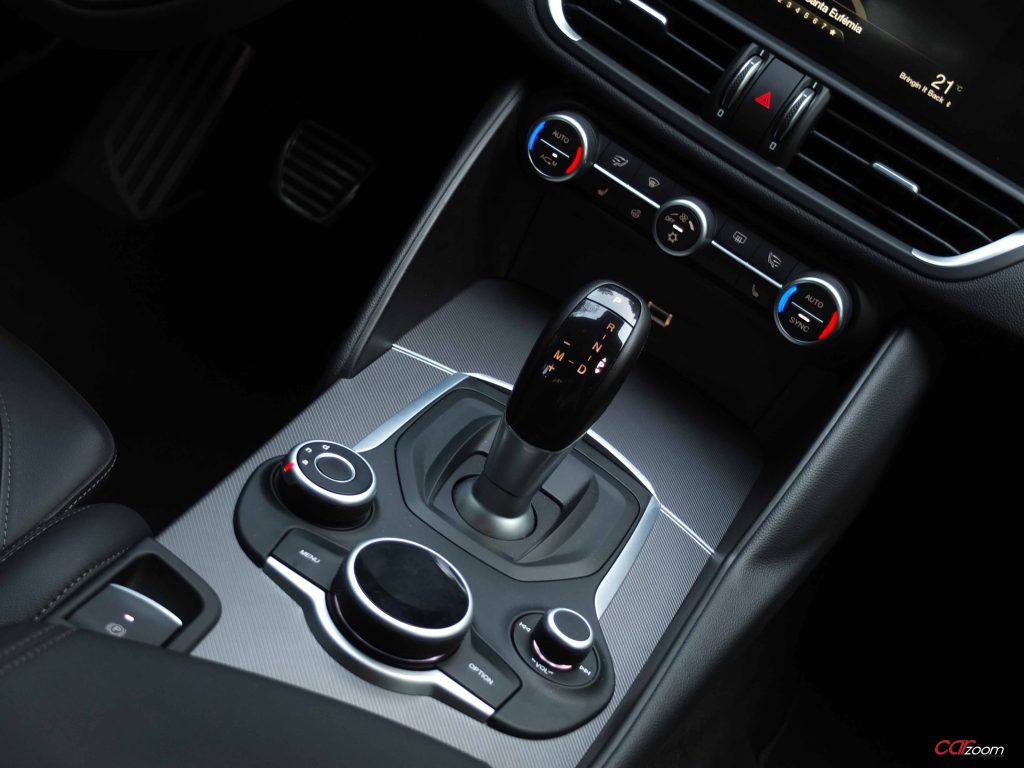 Alfa Romeo Giulia Veloce 2.2 JTDM 210CV: Insano Romance! 20