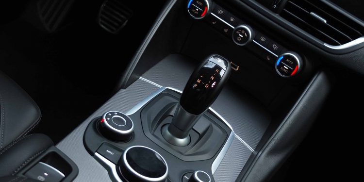 Alfa Romeo Giulia Veloce 2.2 JTDM 210CV: Insano Romance! 32