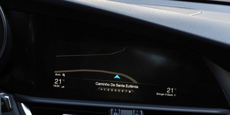 Alfa Romeo Giulia Veloce 2.2 JTDM 210CV: Insano Romance! 26