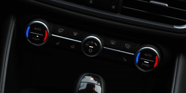 Alfa Romeo Giulia Veloce 2.2 JTDM 210CV: Insano Romance! 24