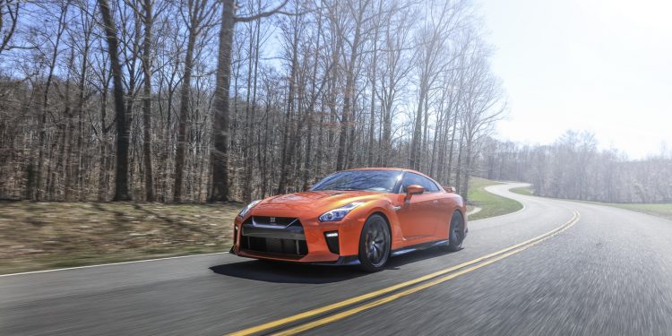 Próximos Nissan GT-R e "Z" serão hibridos! 17