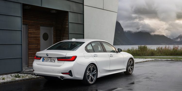 Este é o novo BMW Série 3! 65