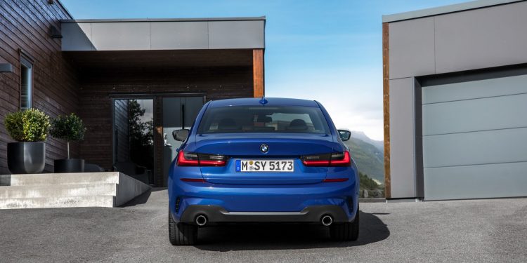 Este é o novo BMW Série 3! 54