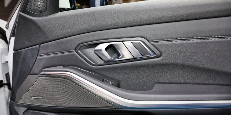 Este é o novo BMW Série 3! 53