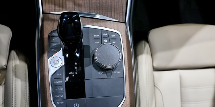 Este é o novo BMW Série 3! 34