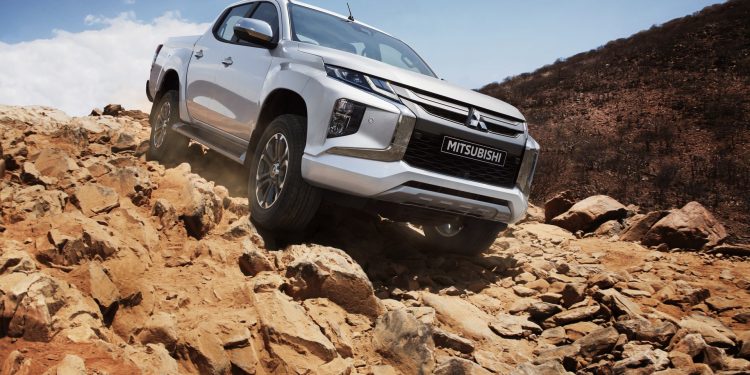 Mitsubishi L200 com design renovado e novos argumentos! 44 Mitsubishi L200 com design renovado e novos argumentos! 44
