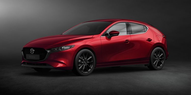Este é o novo Mazda 3 nas versões hatchback e sedan! 33