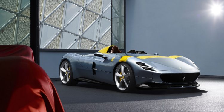 Está à venda uma "encomenda" para os Ferrari SP1/SP2! 24