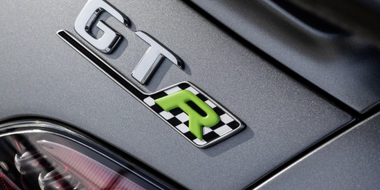 Mercedes AMG GT R Pro revelado no salão de Los Angeles! 21