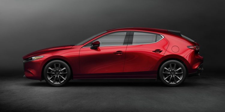Este é o novo Mazda 3 nas versões hatchback e sedan! 53