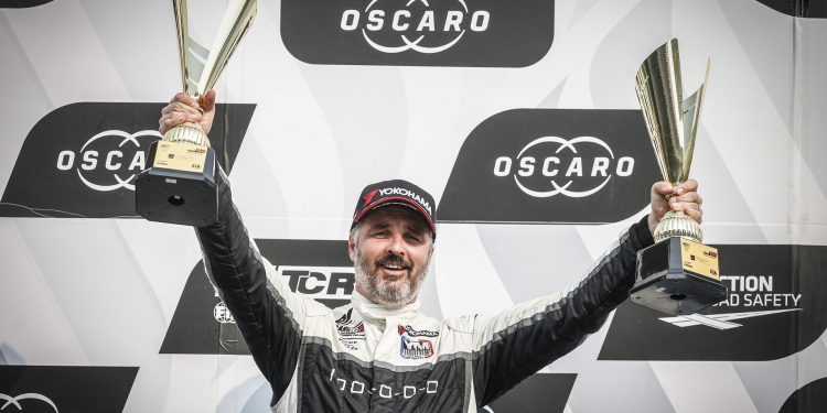 Yvan Muller assina com a Lynk & Co! 18