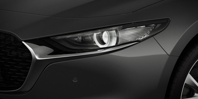 Este é o novo Mazda 3 nas versões hatchback e sedan! 27