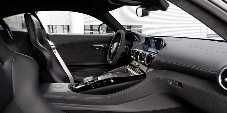 Mercedes AMG GT R Pro revelado no salão de Los Angeles! 19