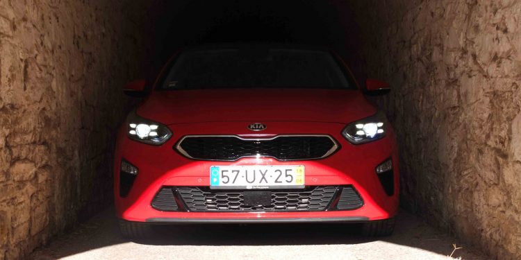 KIA CEED 1.6 CRDi TX DCT 7: Uma compra segura! 69