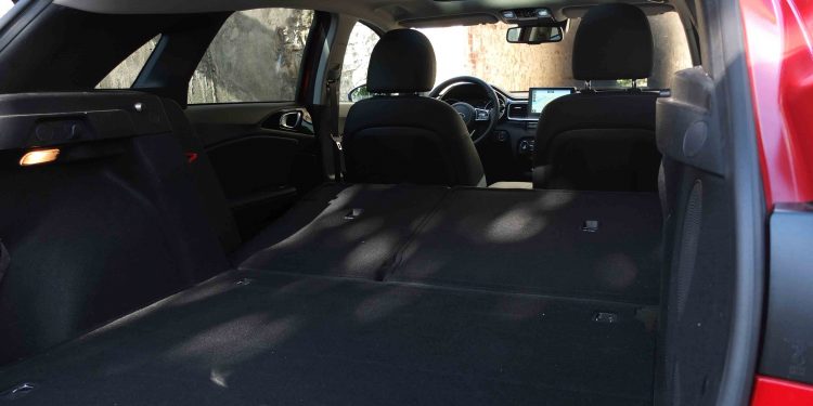 KIA CEED 1.6 CRDi TX DCT 7: Uma compra segura! 56