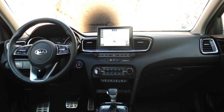 KIA CEED 1.6 CRDi TX DCT 7: Uma compra segura! 60