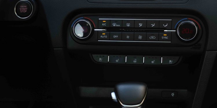 KIA CEED 1.6 CRDi TX DCT 7: Uma compra segura! 50