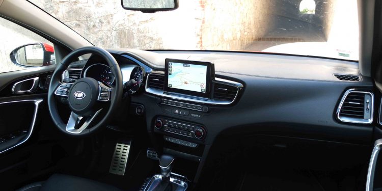 KIA CEED 1.6 CRDi TX DCT 7: Uma compra segura! 45