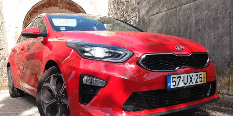 KIA CEED 1.6 CRDi TX DCT 7: Uma compra segura! 73