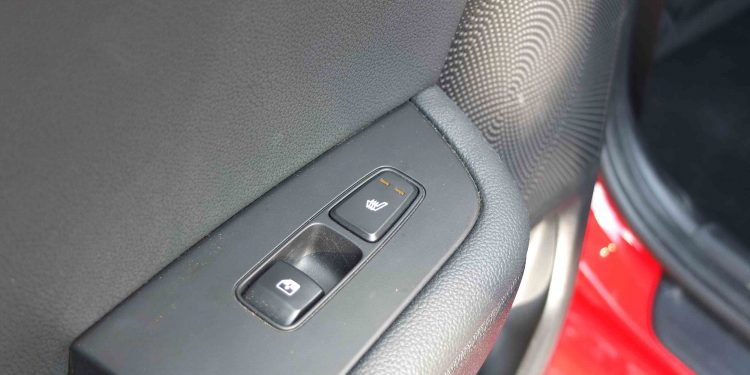 KIA CEED 1.6 CRDi TX DCT 7: Uma compra segura! 33