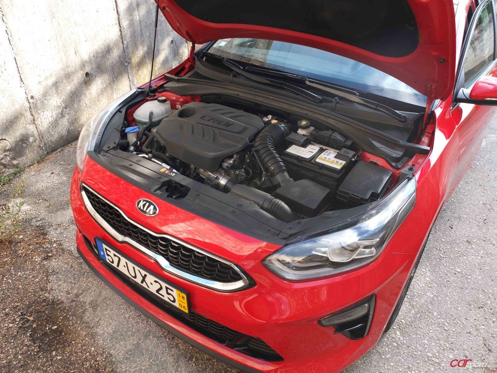 KIA CEED 1.6 CRDi TX DCT 7: Uma compra segura! 24