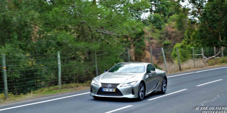 Lexus LC 500 Hybrid Luxury: Um GT Electrizante! 55 Lexus LC 500 Hybrid Luxury: Um GT Electrizante! 55
