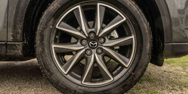 Mazda CX-5 2.2 SKYACTIV Excellence AT AWD: Elegância e Aventura! 55