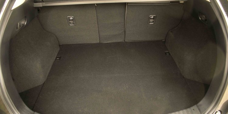 Mazda CX-5 2.2 SKYACTIV Excellence AT AWD: Elegância e Aventura! 50
