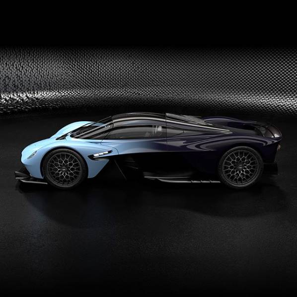 Novas fotos revelam um pouco mais do Aston Martin Valkyrie! 16