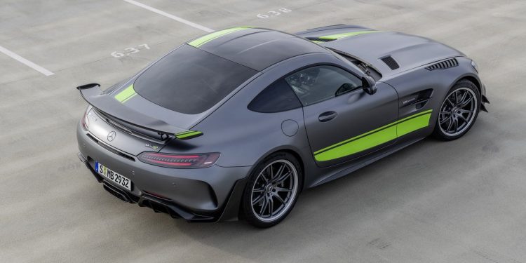Mercedes AMG GT R Pro revelado no salão de Los Angeles! 15