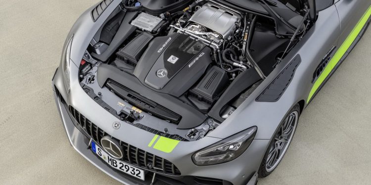 Mercedes AMG GT R Pro revelado no salão de Los Angeles! 14