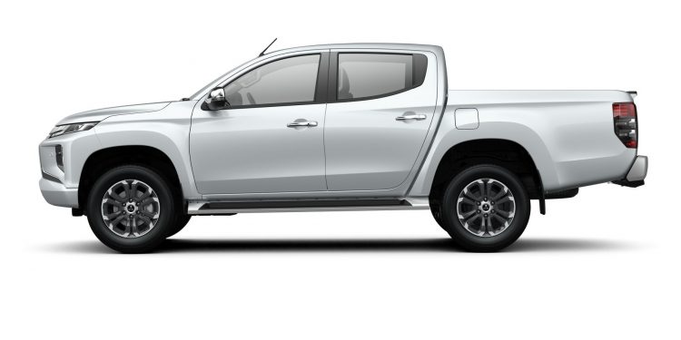 Mitsubishi L200 com design renovado e novos argumentos! 13 Mitsubishi L200 com design renovado e novos argumentos! 13