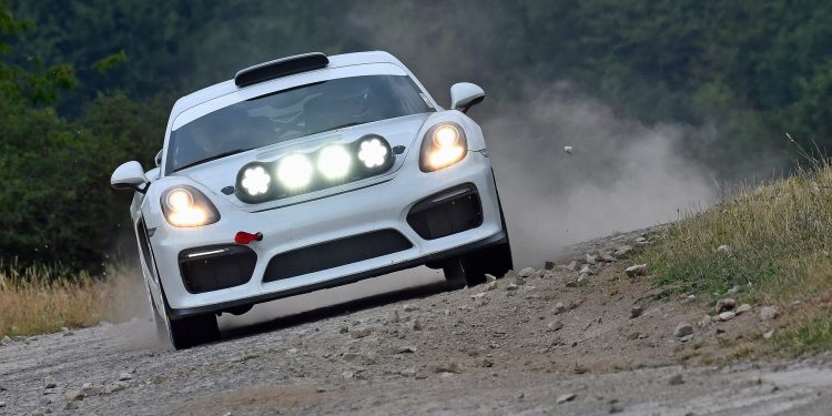 Porsche precisa de 100 encomendas para produzir o Porsche Cayman GT4 de Ralis! 26