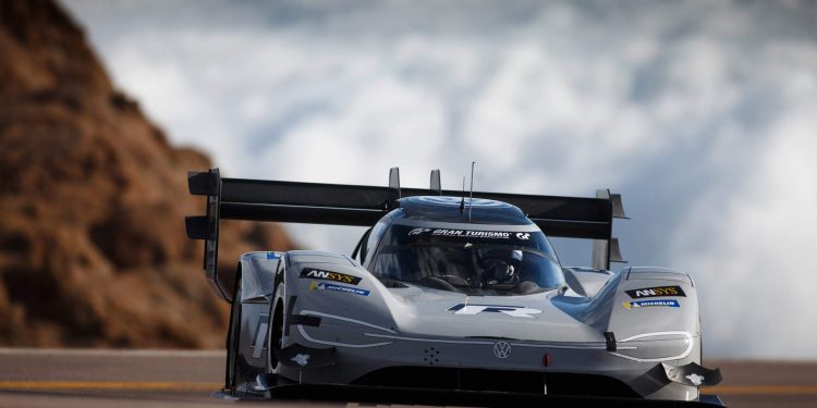 VW ID R Electric Racer pode tentar recorde em Nurburgring! 14