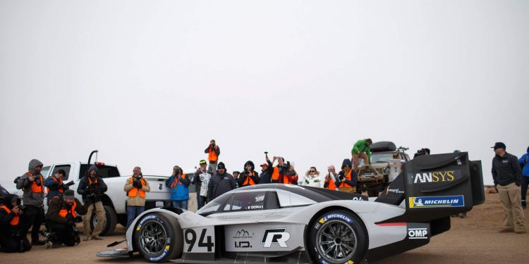 VW ID R Electric Racer pode tentar recorde em Nurburgring! 18