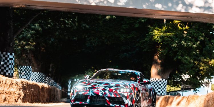Toyota Supra pretende satisfazer fãs da marca e amantes de automóveis! 17 Toyota Supra pretende satisfazer fãs da marca e amantes de automóveis! 17