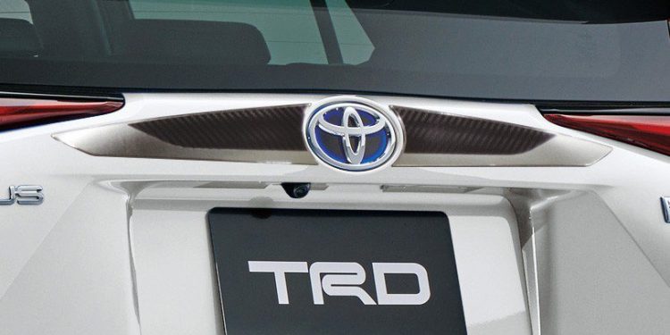 TRD apodera-se do Toyota Prius no salão automóvel de Tóquio! 22