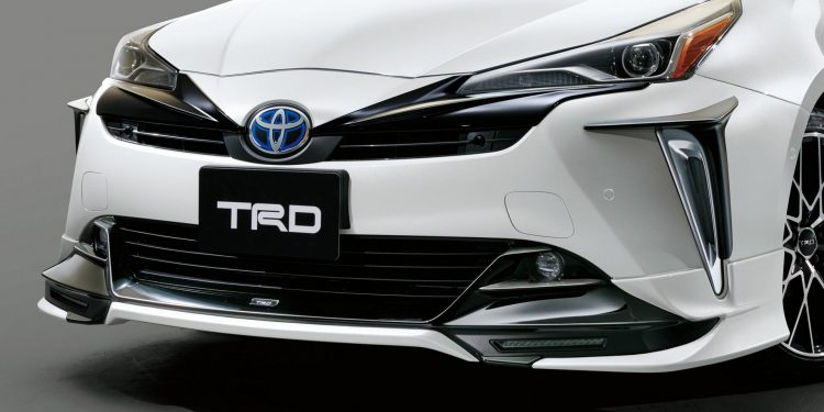 TRD apodera-se do Toyota Prius no salão automóvel de Tóquio! 46