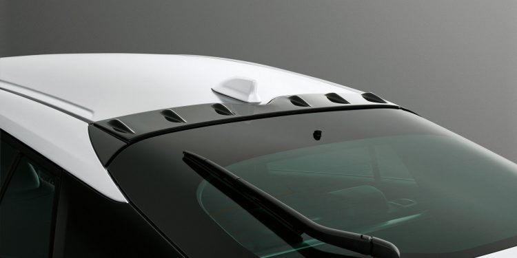 TRD apodera-se do Toyota Prius no salão automóvel de Tóquio! 47