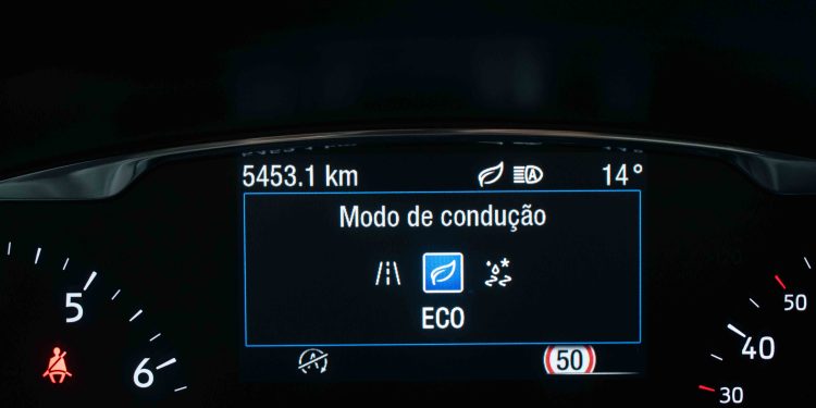 Ford Fiesta Active 1.0 Ecoboost: Dinâmica de calças arregaçadas! 63