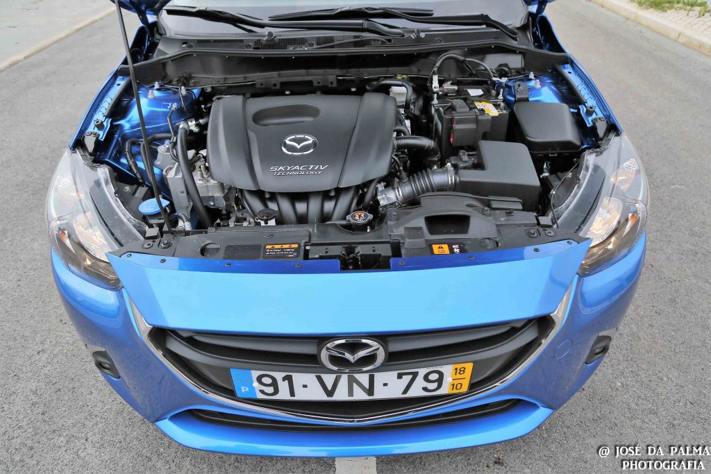 Mazda 2 1.5 SKYACTIV Advance: Dinâmico e divertido! 23