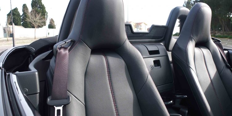 Sabemos que quer comprar um Mazda MX-5 e que a sua esposa não deixa! 21