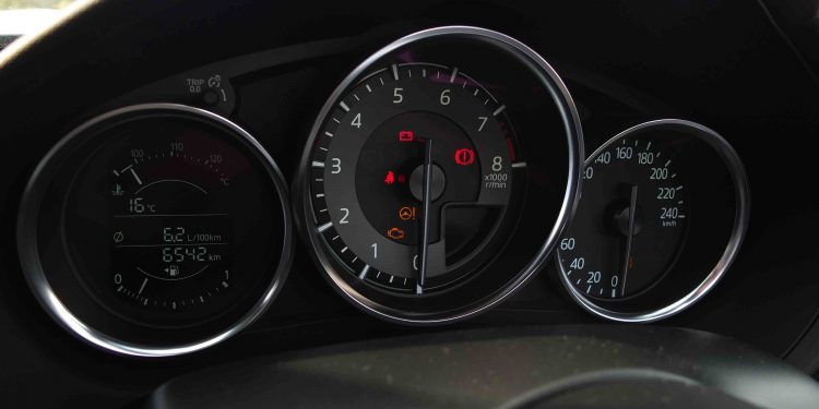 Sabemos que quer comprar um Mazda MX-5 e que a sua esposa não deixa! 19