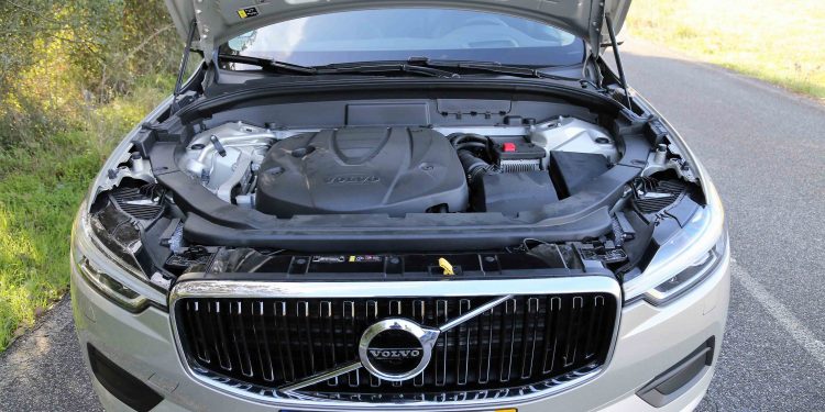 Volvo XC60 D3 Momentum: Harmonia e segurança! 66