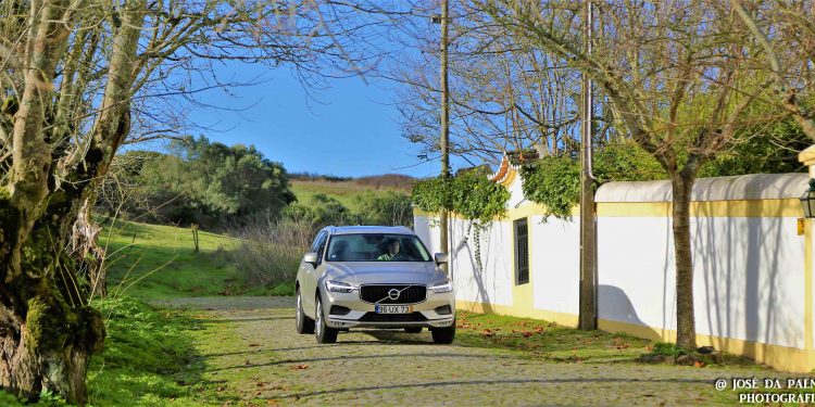 Volvo XC60 D3 Momentum: Harmonia e segurança! 46