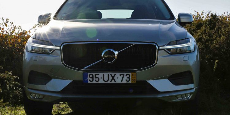 Volvo XC60 D3 Momentum: Harmonia e segurança! 61