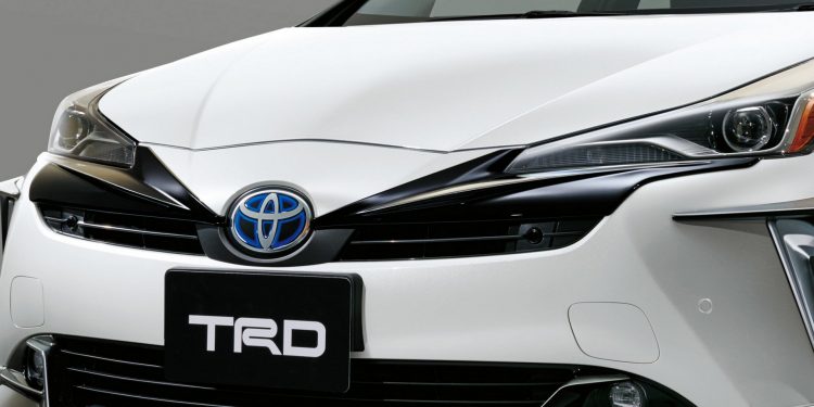 TRD apodera-se do Toyota Prius no salão automóvel de Tóquio! 23