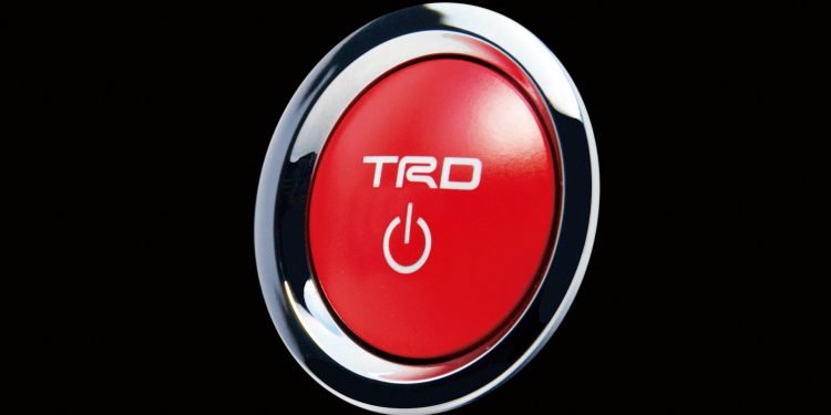TRD apodera-se do Toyota Prius no salão automóvel de Tóquio! 28