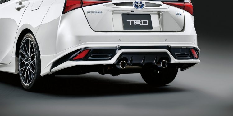 TRD apodera-se do Toyota Prius no salão automóvel de Tóquio! 29
